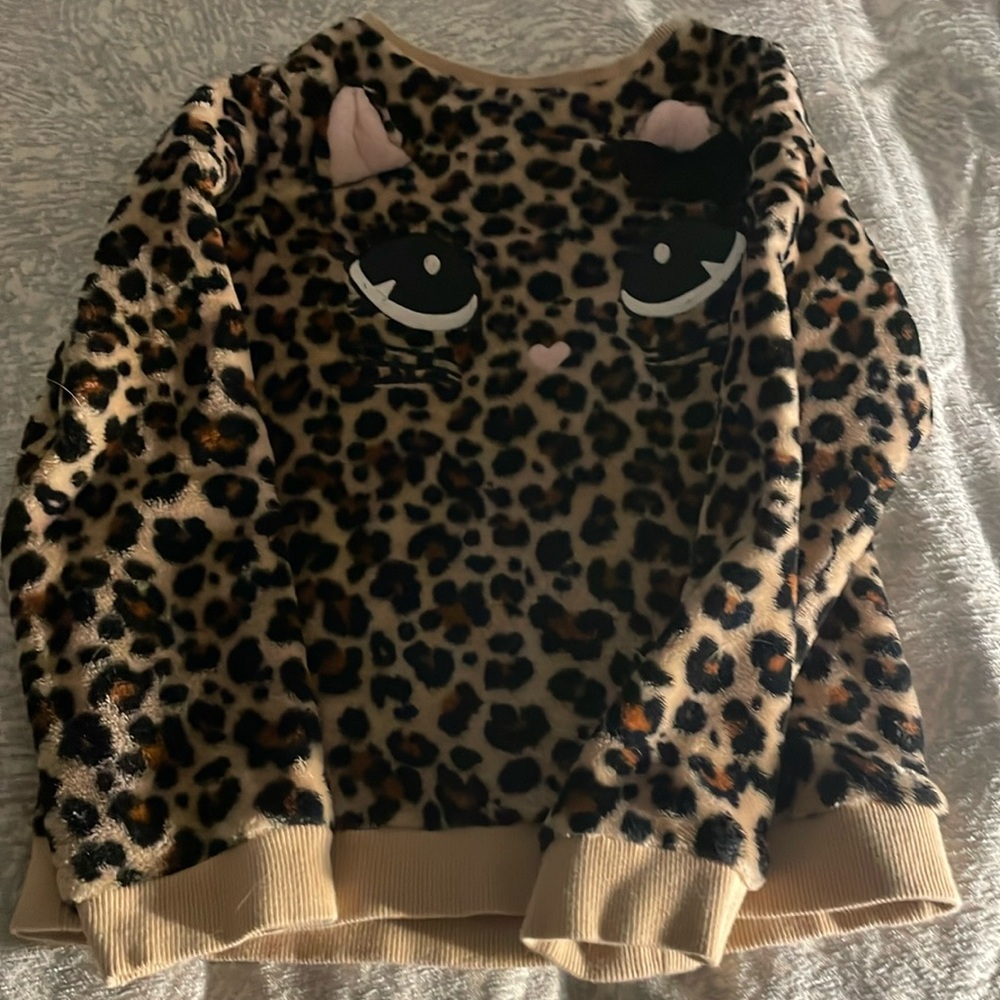 Kitty sweater